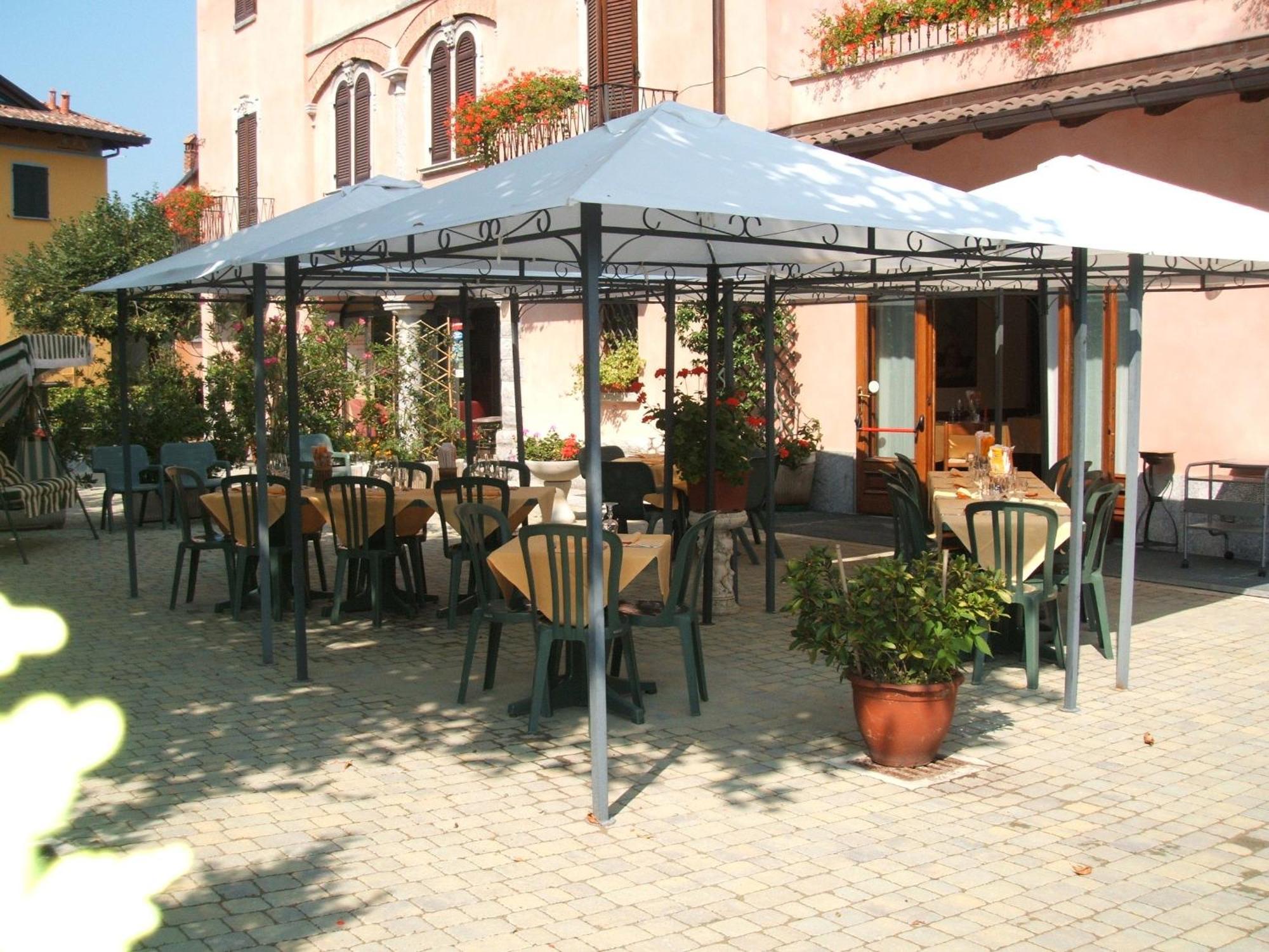 Albergo Michieletto Valmorea Exterior foto