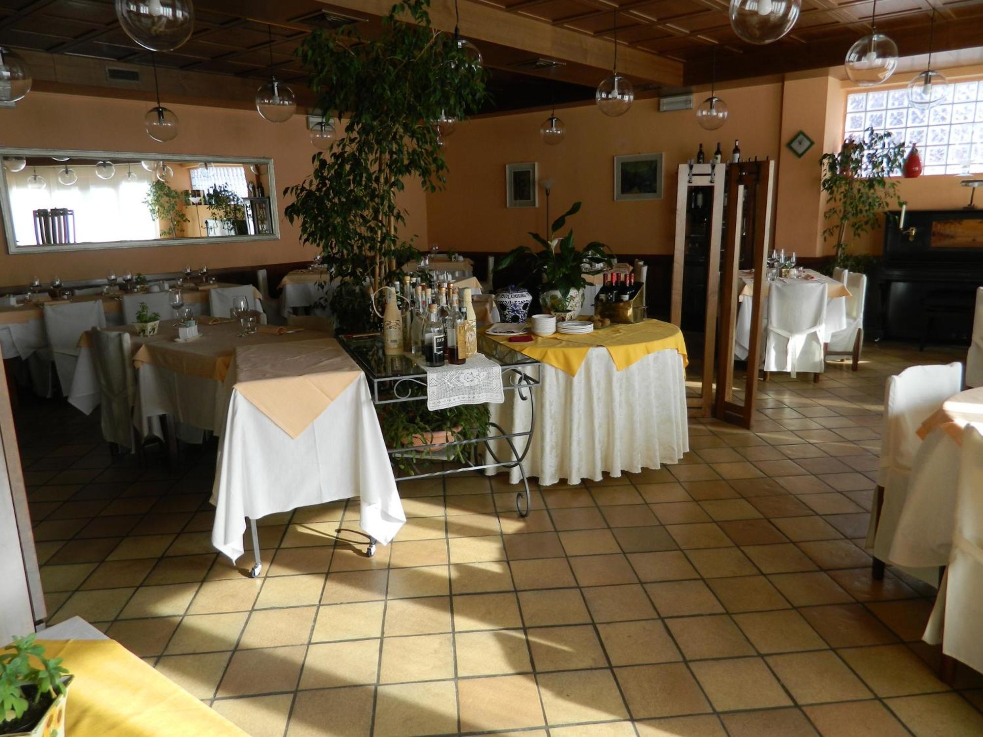 Albergo Michieletto Valmorea Exterior foto
