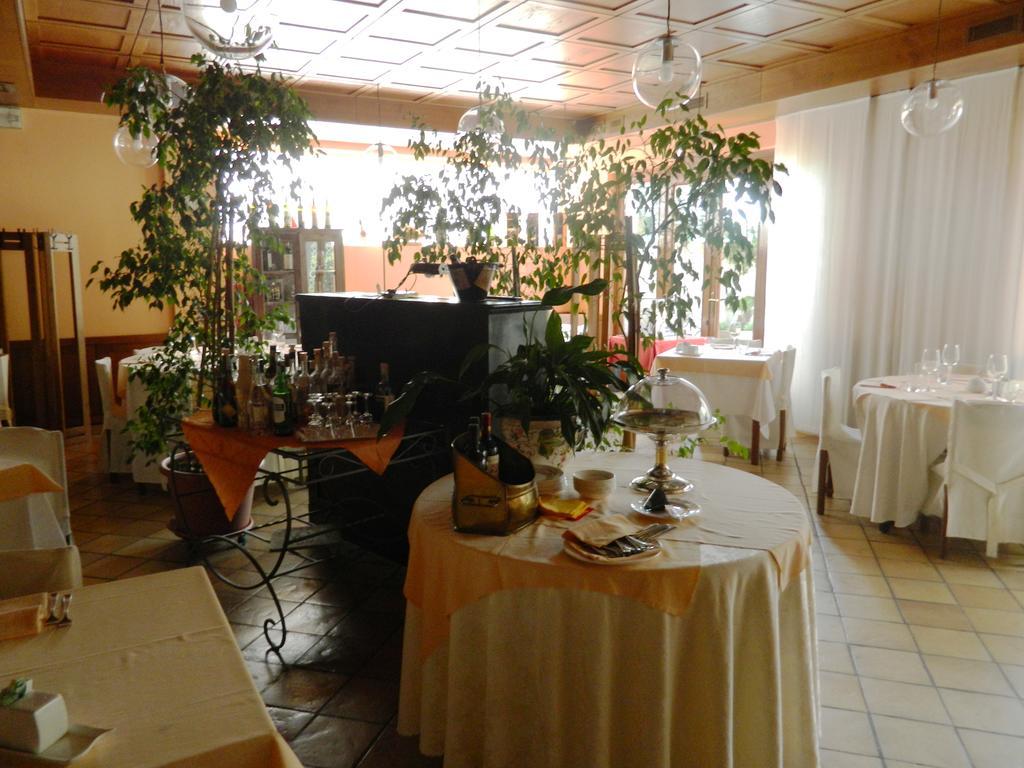 Albergo Michieletto Valmorea Exterior foto