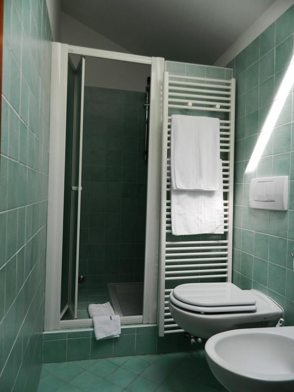 Albergo Michieletto Valmorea Exterior foto